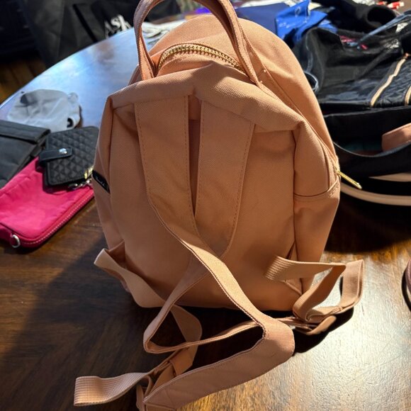 Herschel Mini back pack - Picture 3 of 3